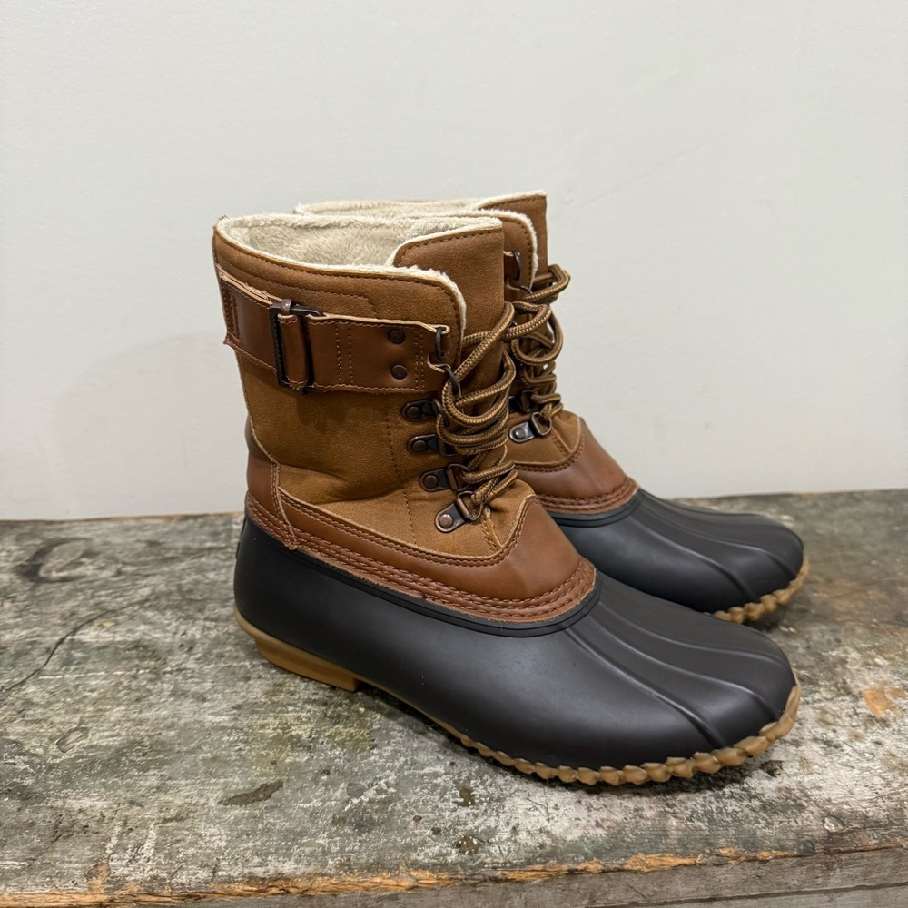 JBU Brown and Black Duck Boots